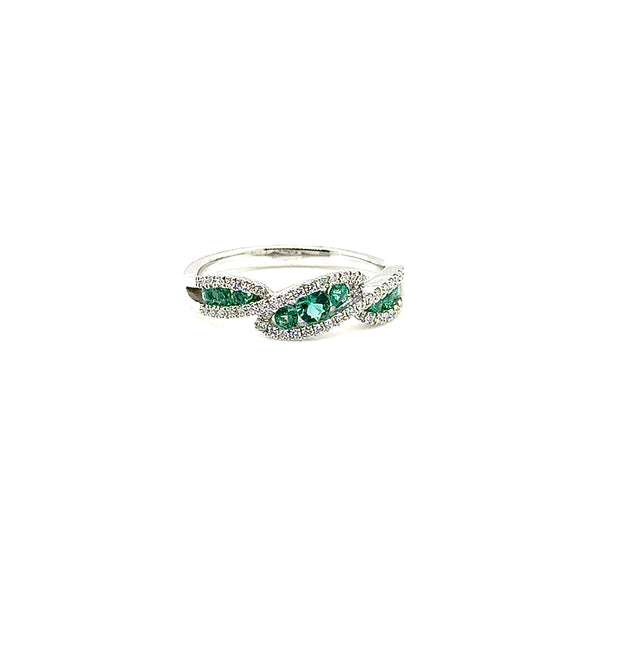 14K Emerald & Diamond Ring