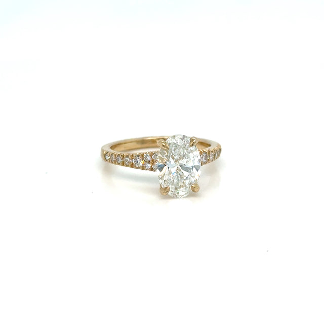 2.12 carat lab-grown diamond engagement ring on white background – elegant fine jewelry featuring a brilliant lab-created center diamond in a classic solitaire or halo setting.